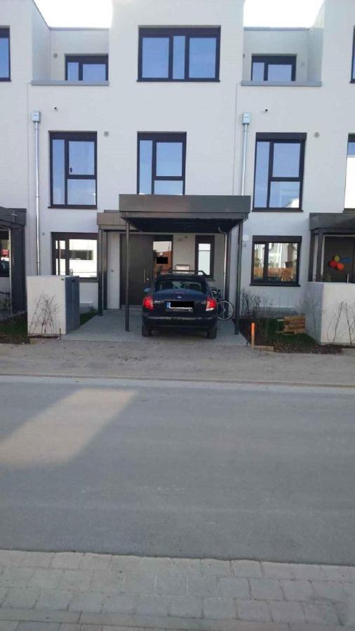 Privatzimmer Mit Balkon-Richtung Messe Hannover Esterno foto